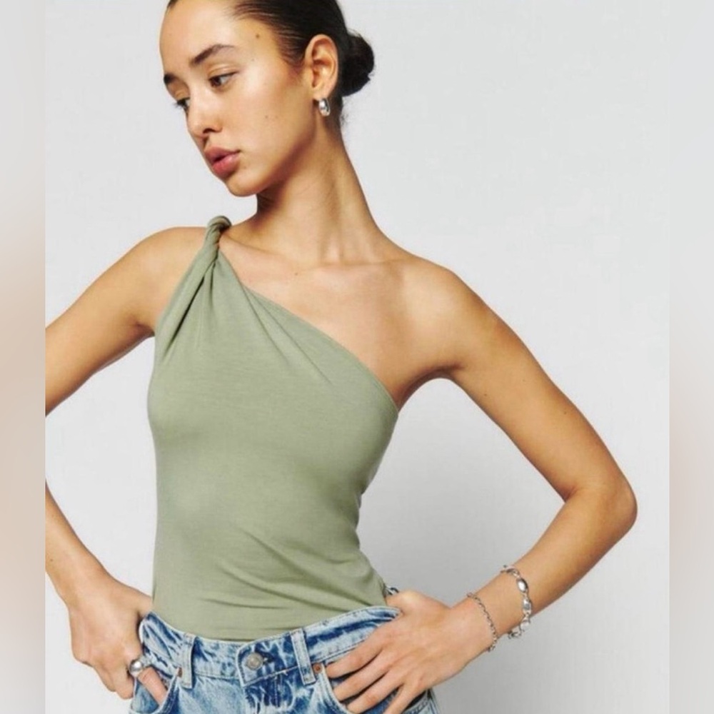 Reformation One Shoulder Tank size Large